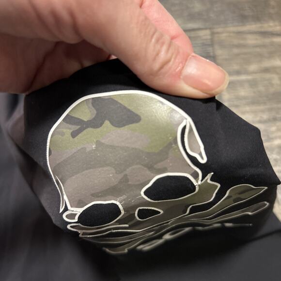 Lululemon Black Leggings Camo Soul Cycle Skull Womens Size 4 Capris Cropped - Picture 3 of 8